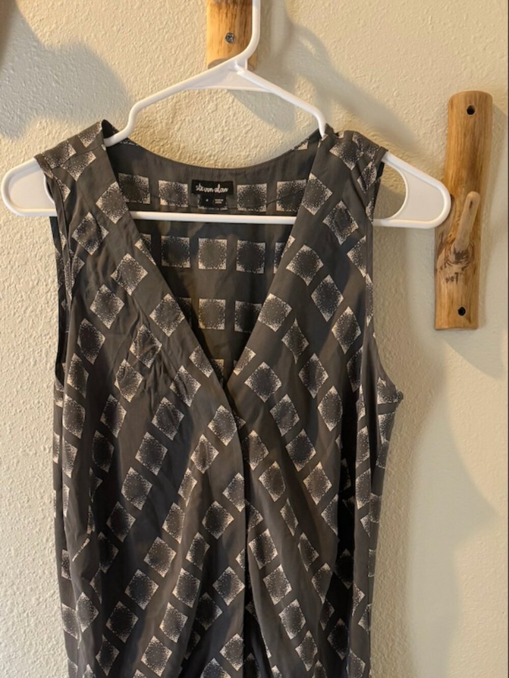 Steven Alan 100% Silk Green/Gray dress size 4